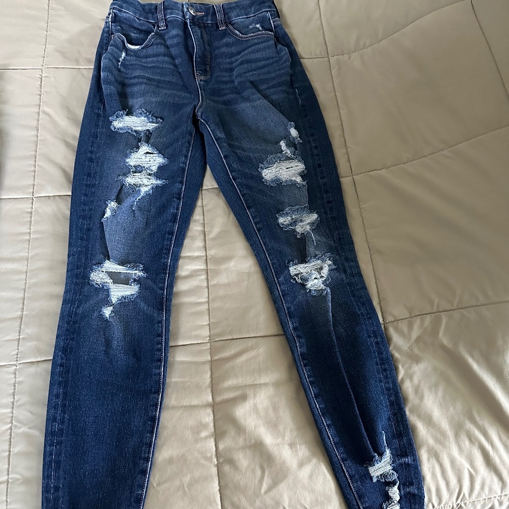 American Eagle, Size 2, Blue Ripped Jeans